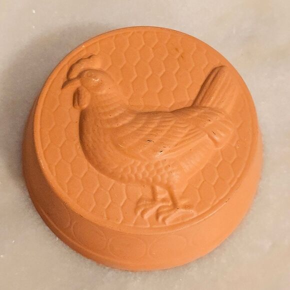 VINTAGE TERRACOTTA CERAMIC CHICKEN MOLD DECORATIVE WALL HANGER JAPAN - Picture 2 of 7